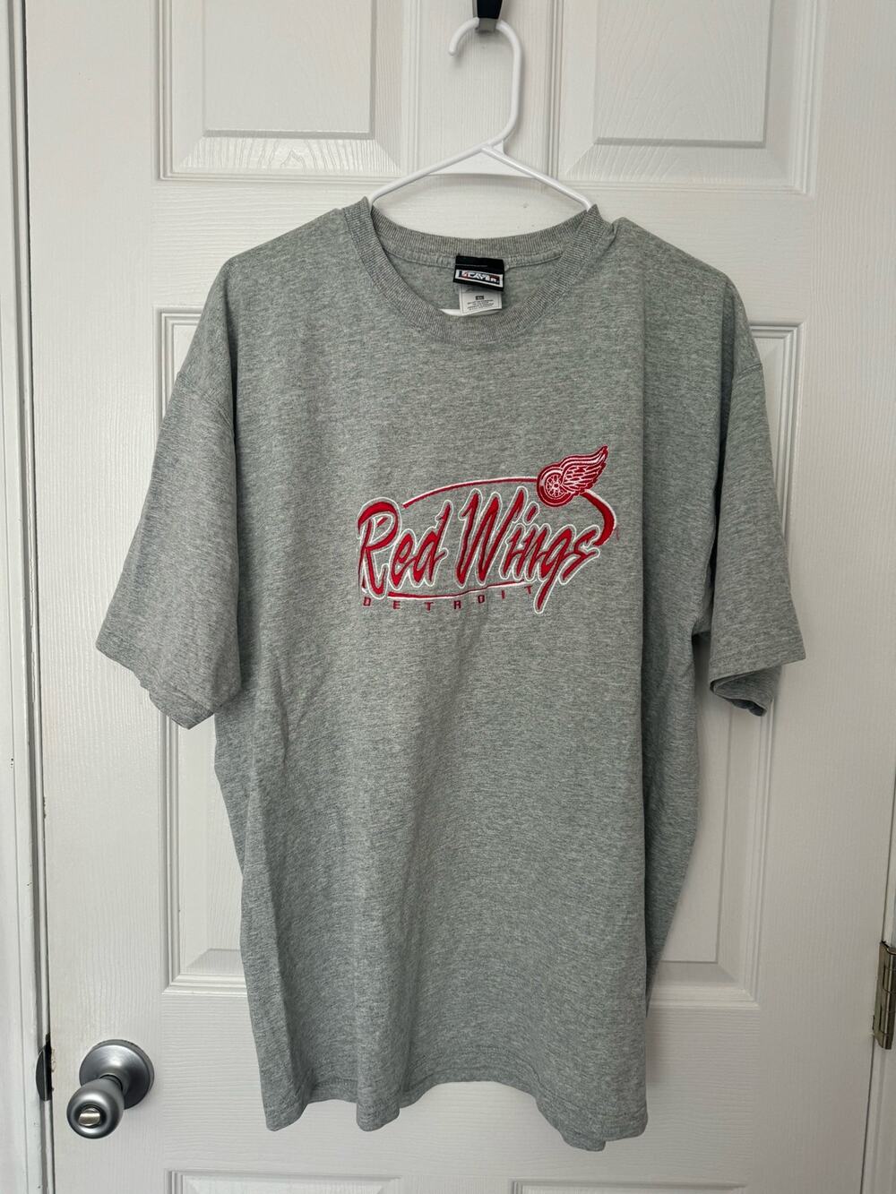 Pro Player Detroit Red Wings Gray Embroidered T-Shirt Sz: XL